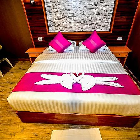 Lenoi Buri Hostel Фаталунг Екстериор снимка