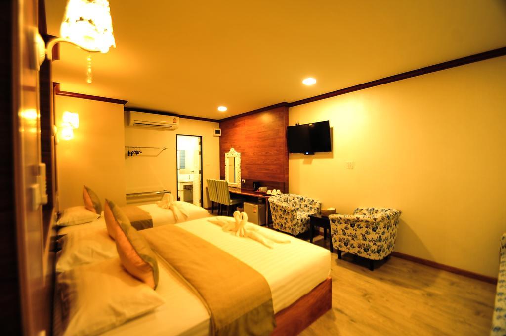 Lenoi Buri Hostel Фаталунг Екстериор снимка
