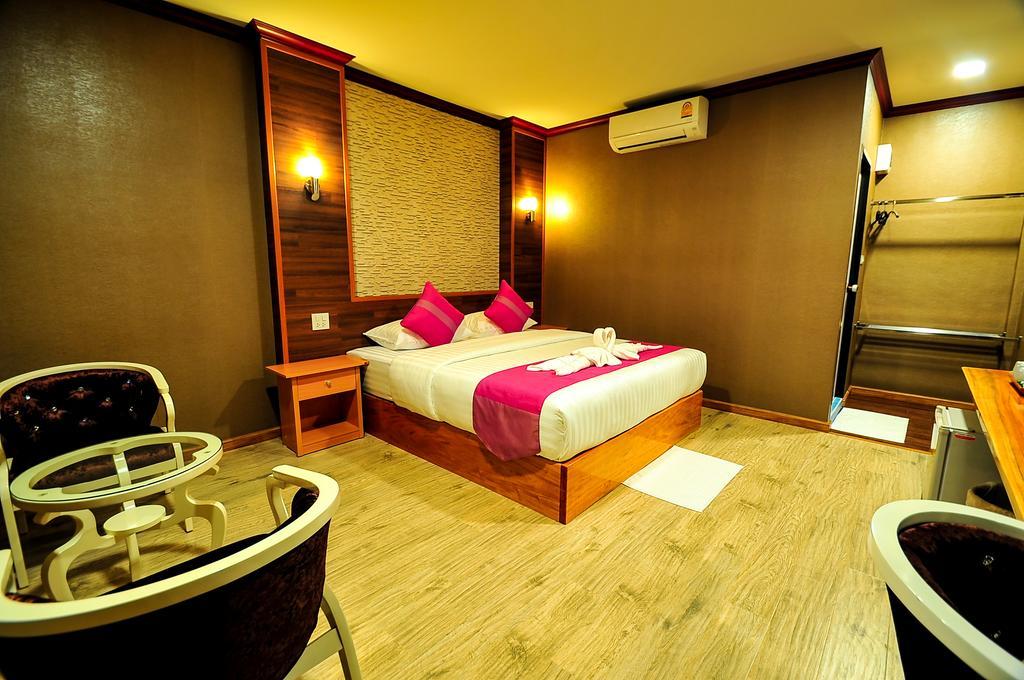 Lenoi Buri Hostel Фаталунг Екстериор снимка