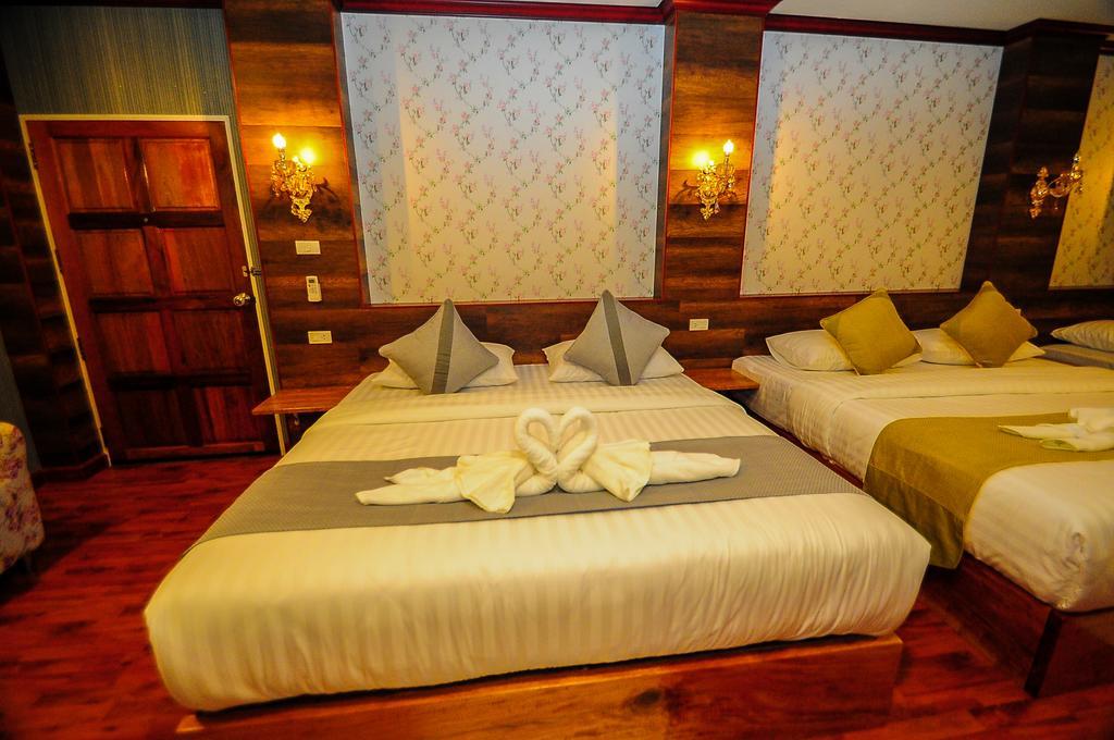 Lenoi Buri Hostel Фаталунг Екстериор снимка